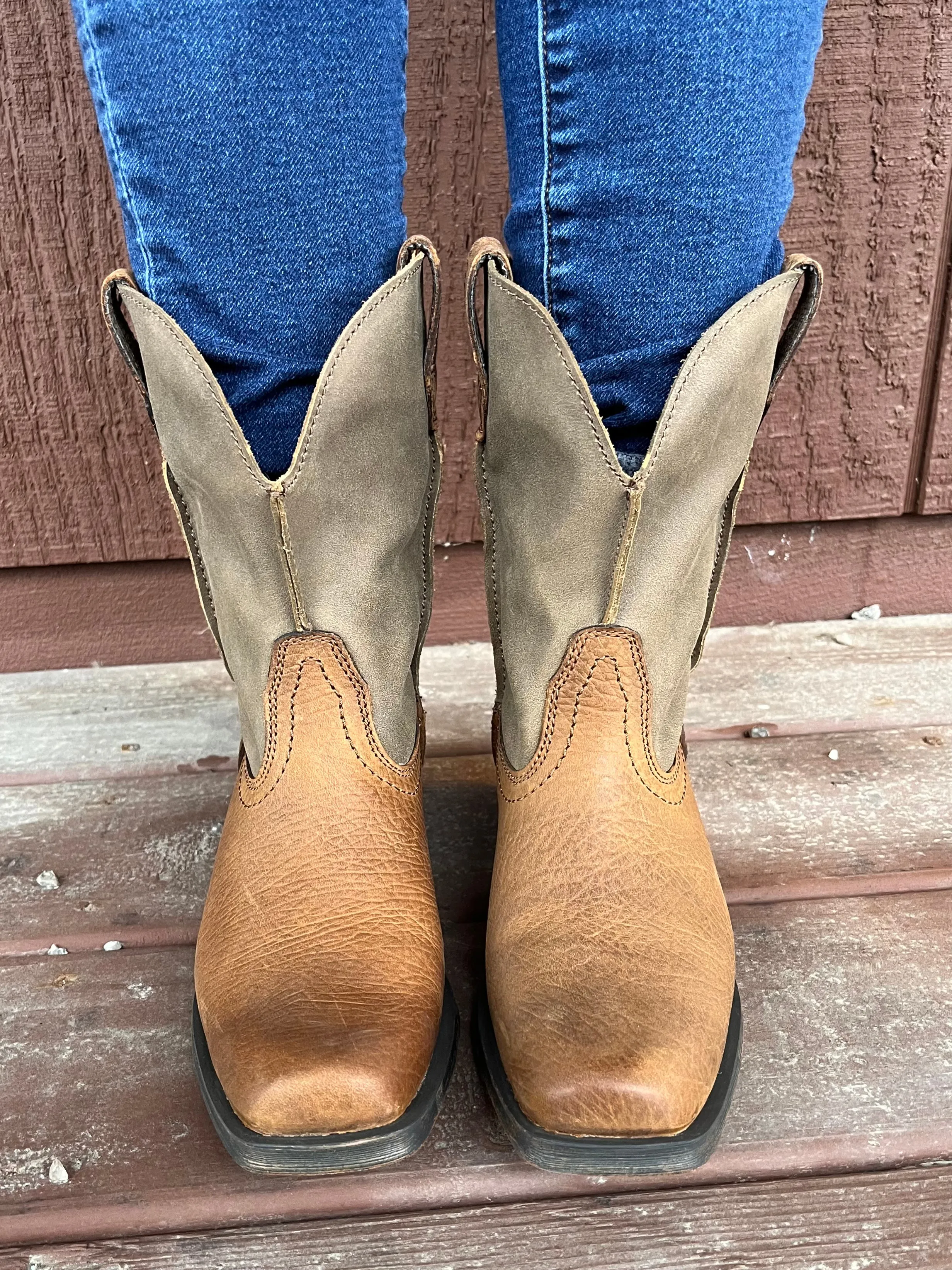 Ariat Women's Rambler Bomber Brown Cowgirl Boots 10044536