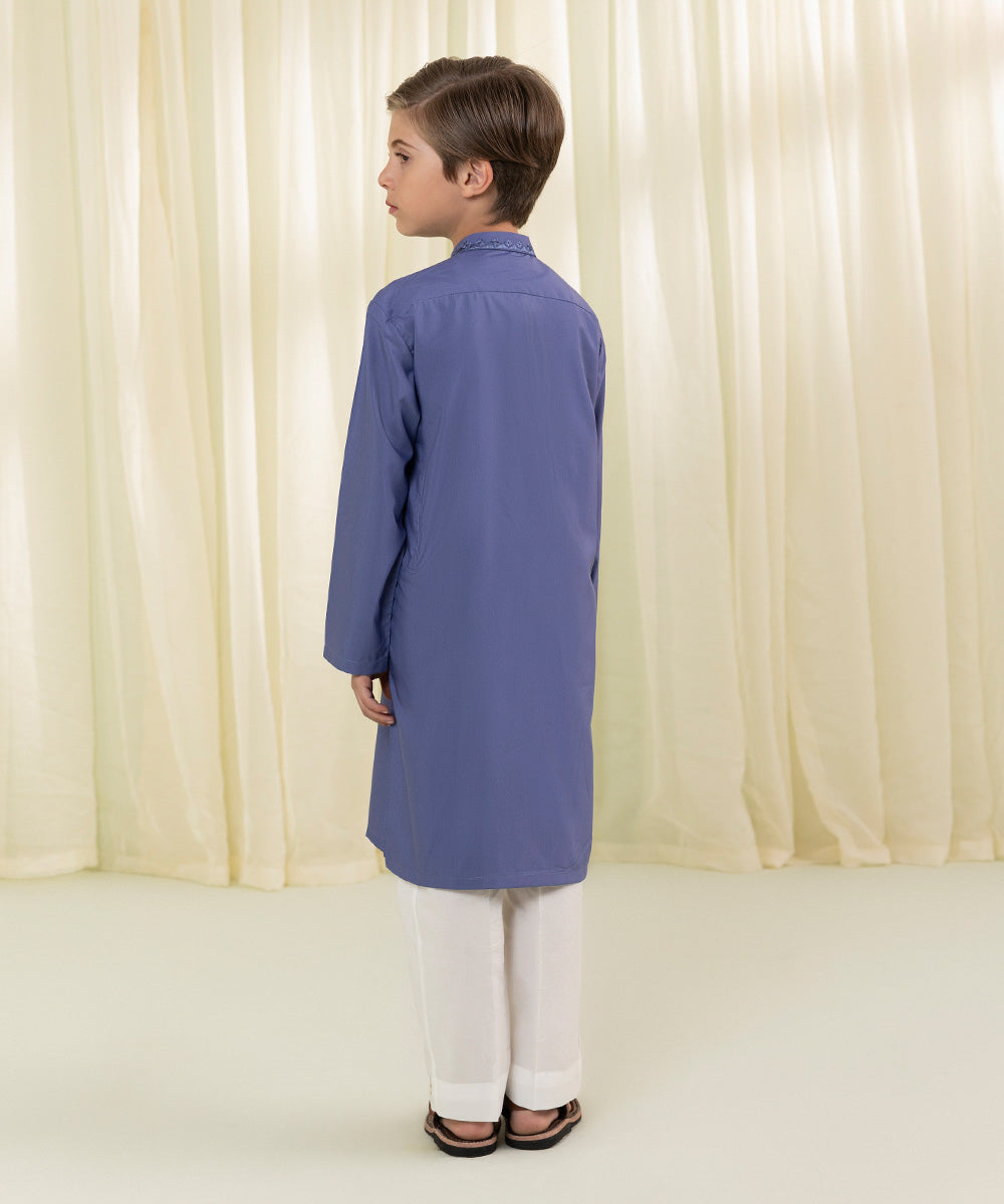 Embroidered Dobby Kurta