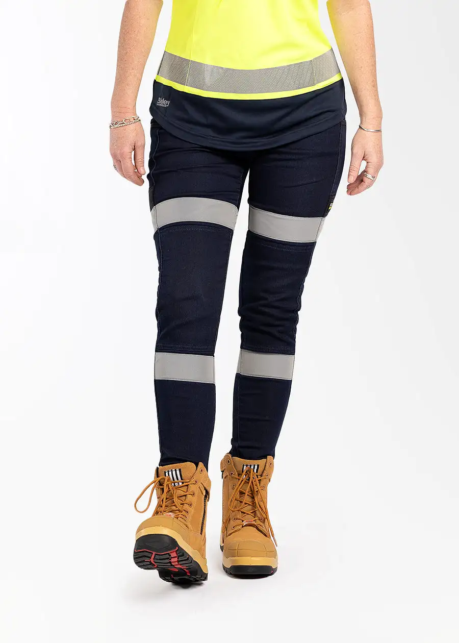 Flex and Move™ ladies biomotion taped jeggings