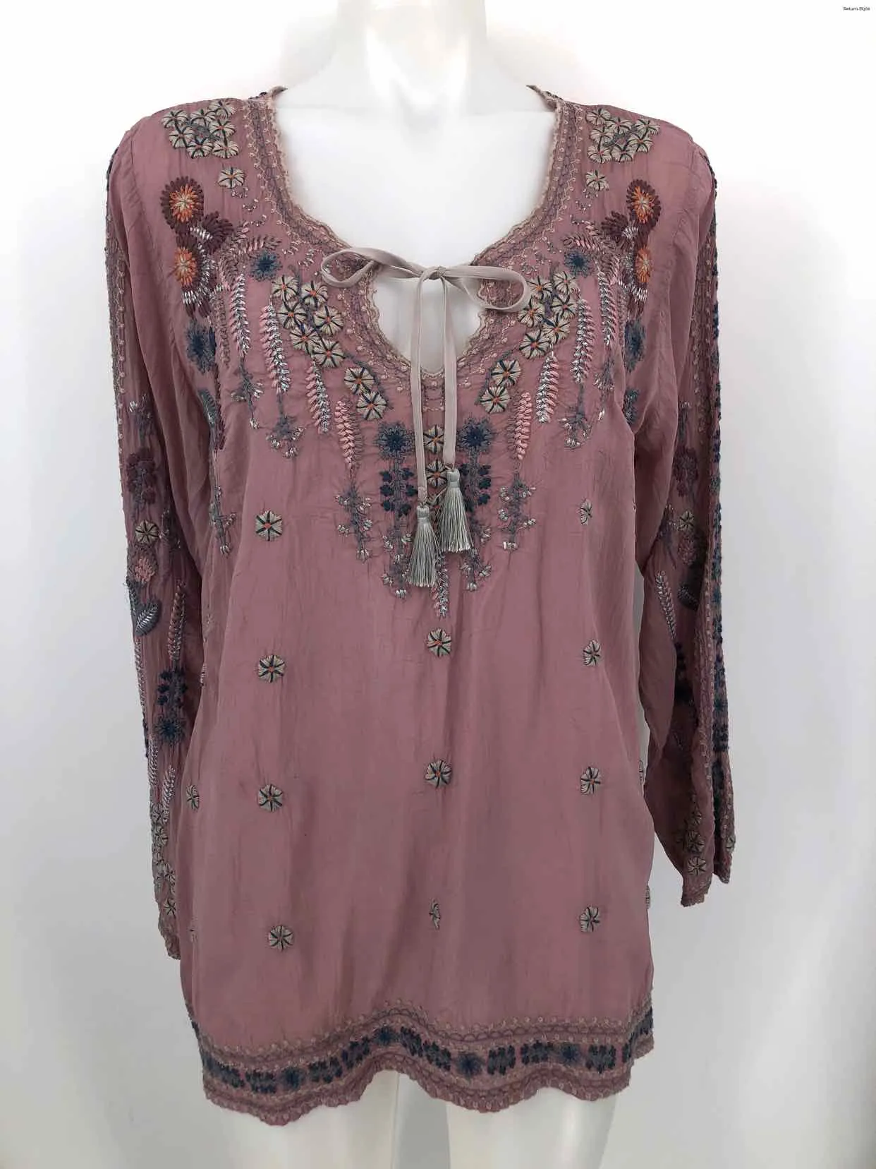 JOHNNY WAS Lavender Blue Gray Embroidered Longsleeve Size LARGE  (L) Top