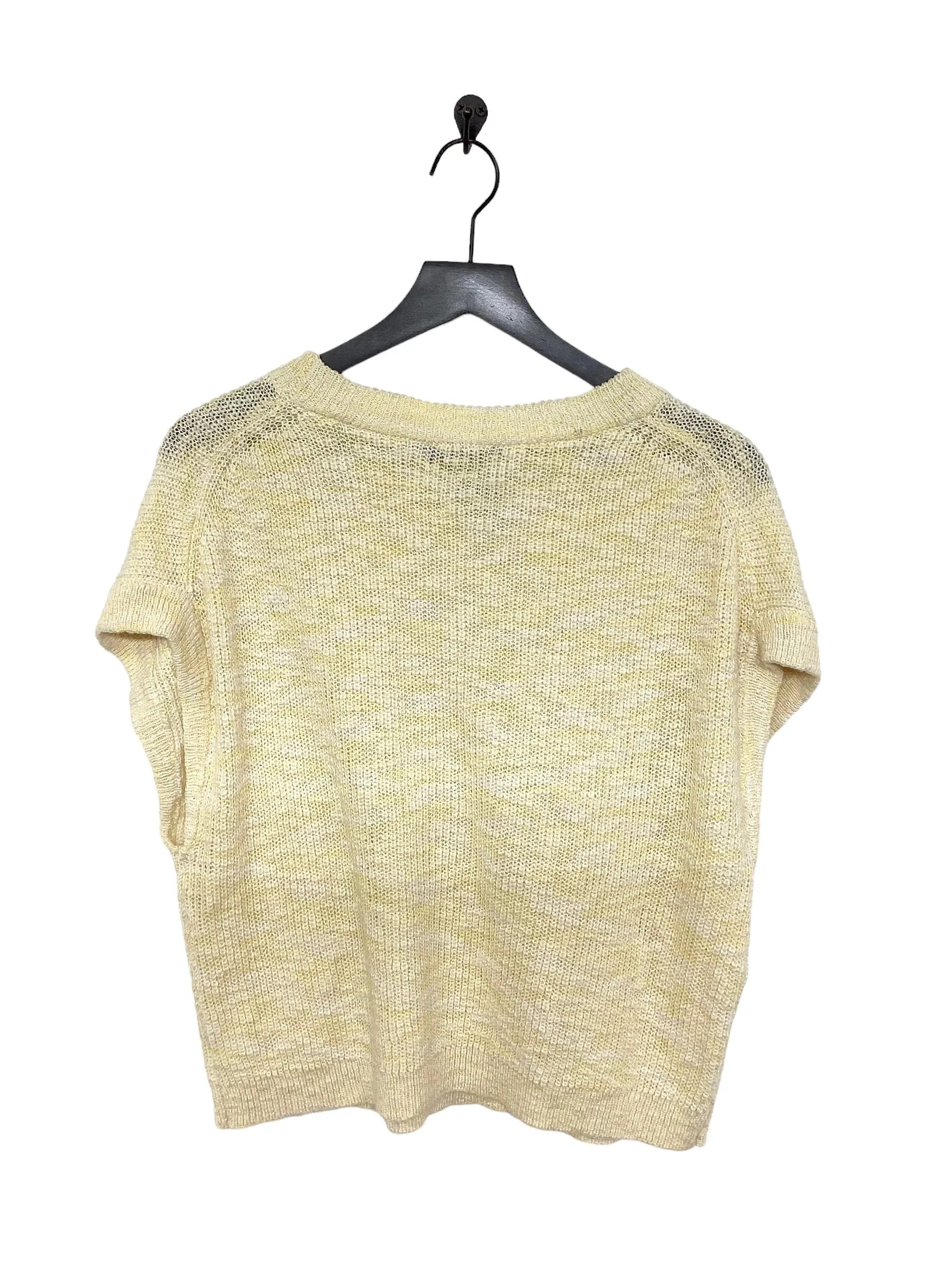 Sweater Short Sleeve By Olivaceous In Yellow, Size: S