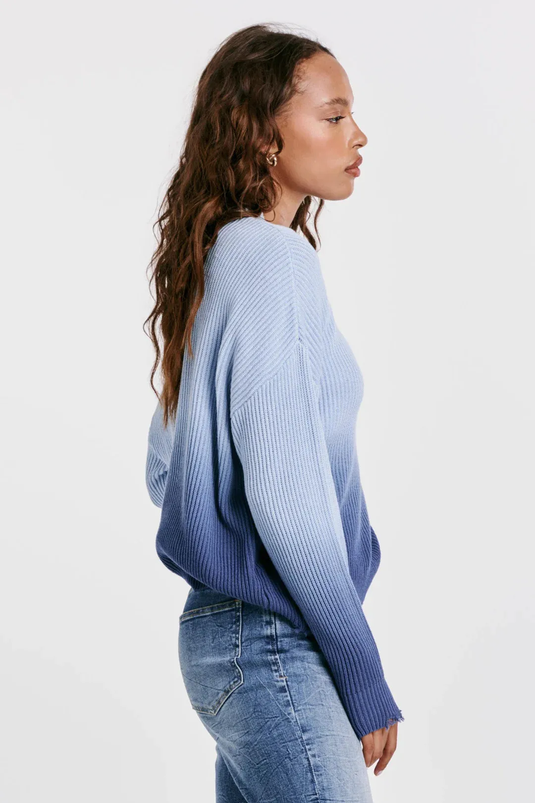 SYDNEY OMBRE WASH SWEATER ETERNAL BLUE