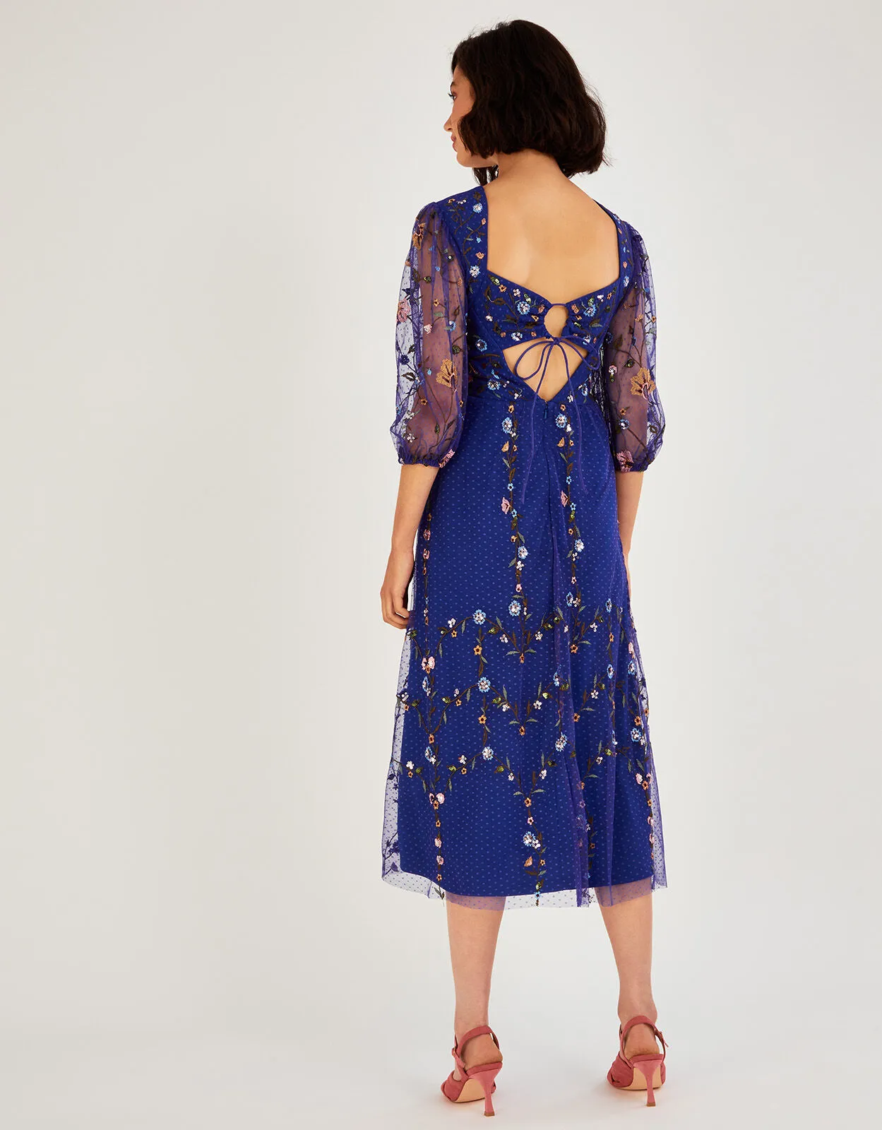 Yennefer Embroidered Midi Dress Blue